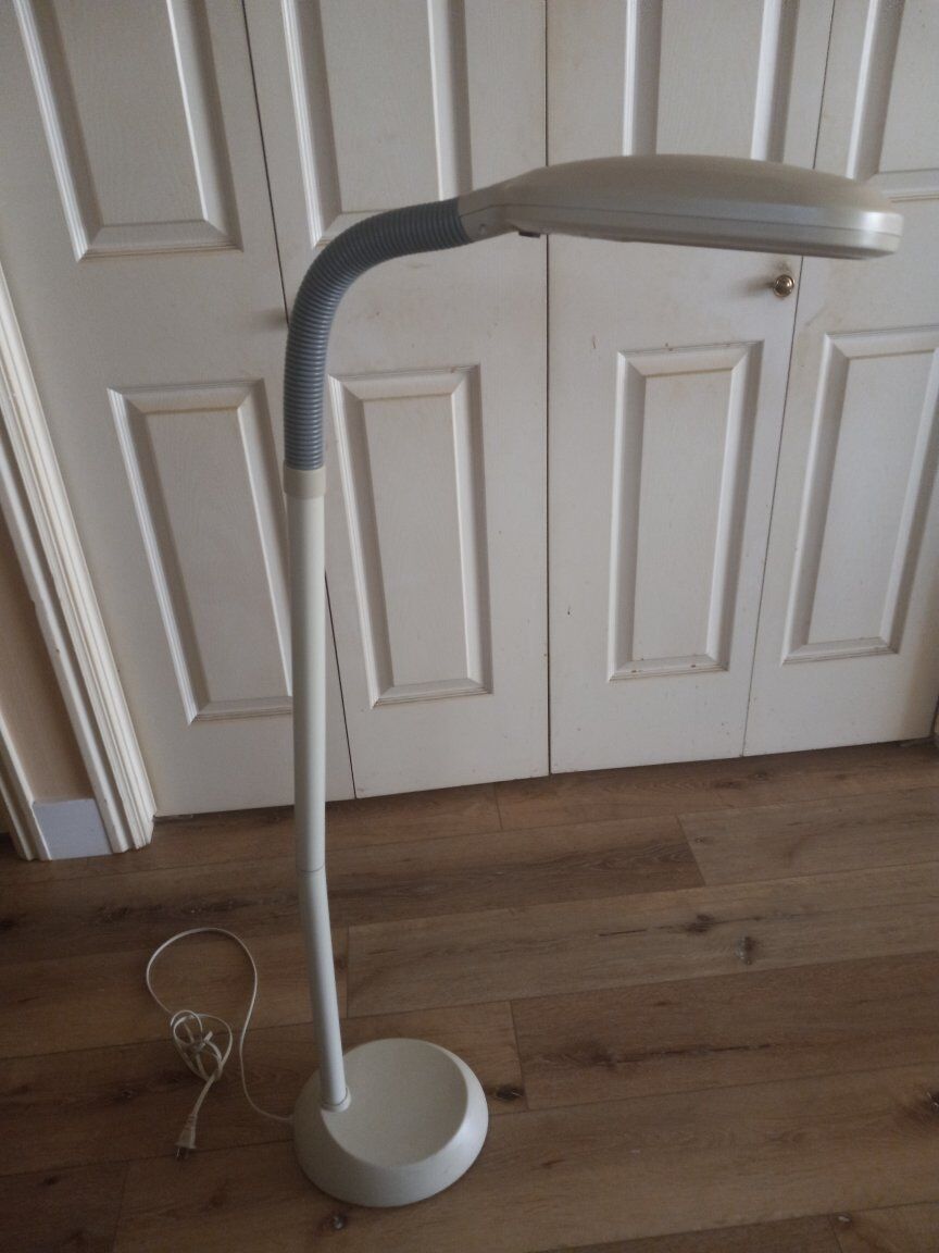 6 FT. ADJUSTABLE NECK LAMP