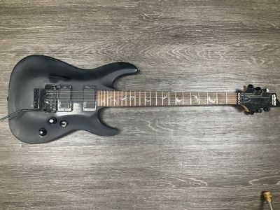 SCHECTER DIAMOND SERIES DAMIEN 6 FR *HAS SOME DAMAGE*