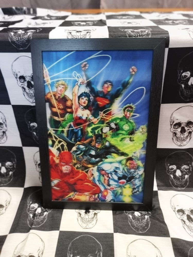 Justice League DC Comics Framed Art Print Aquaman Superman Wonder Woman The Flash Batman Cyborg Green Lantern