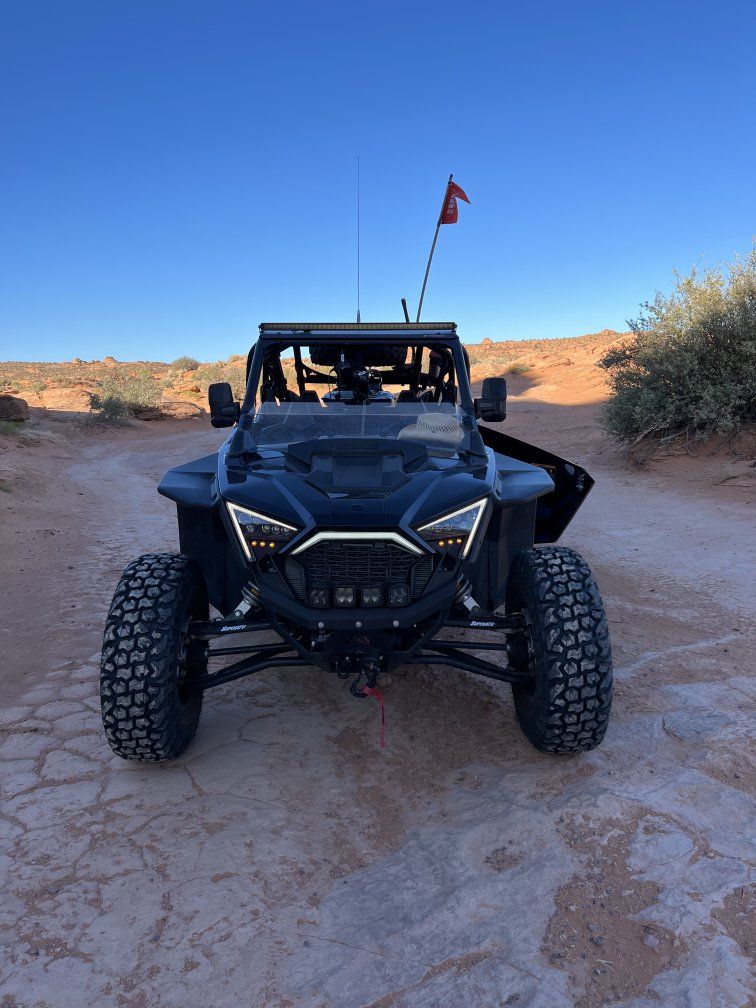 2022 RZR XP PRO 4   only has 1295 hunded miles on it. HUGE UPGRADS