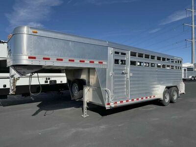 Used 2023 Elite Open Stock 20' Gooseneck Livestock Trailer