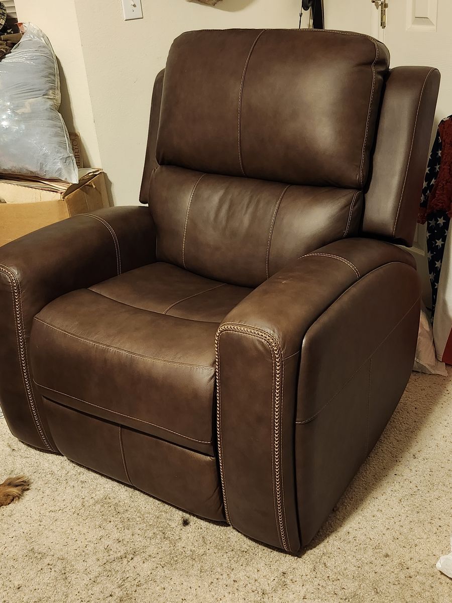 RC Willey Linden Burnt Umber Power Recliner with Power Headrest