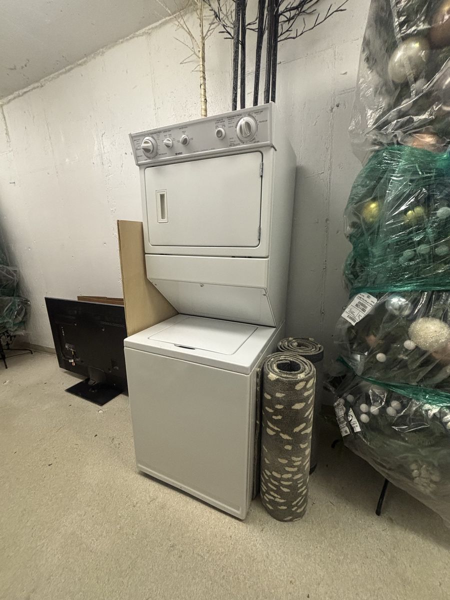 Kenmore Washer & Gas Dryer Combo – Works Great – Pickup Only