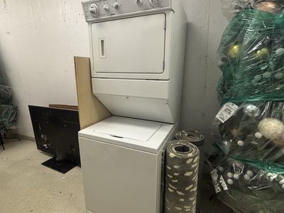 Kenmore Washer & Gas Dryer Combo – Works Great – Pickup Only