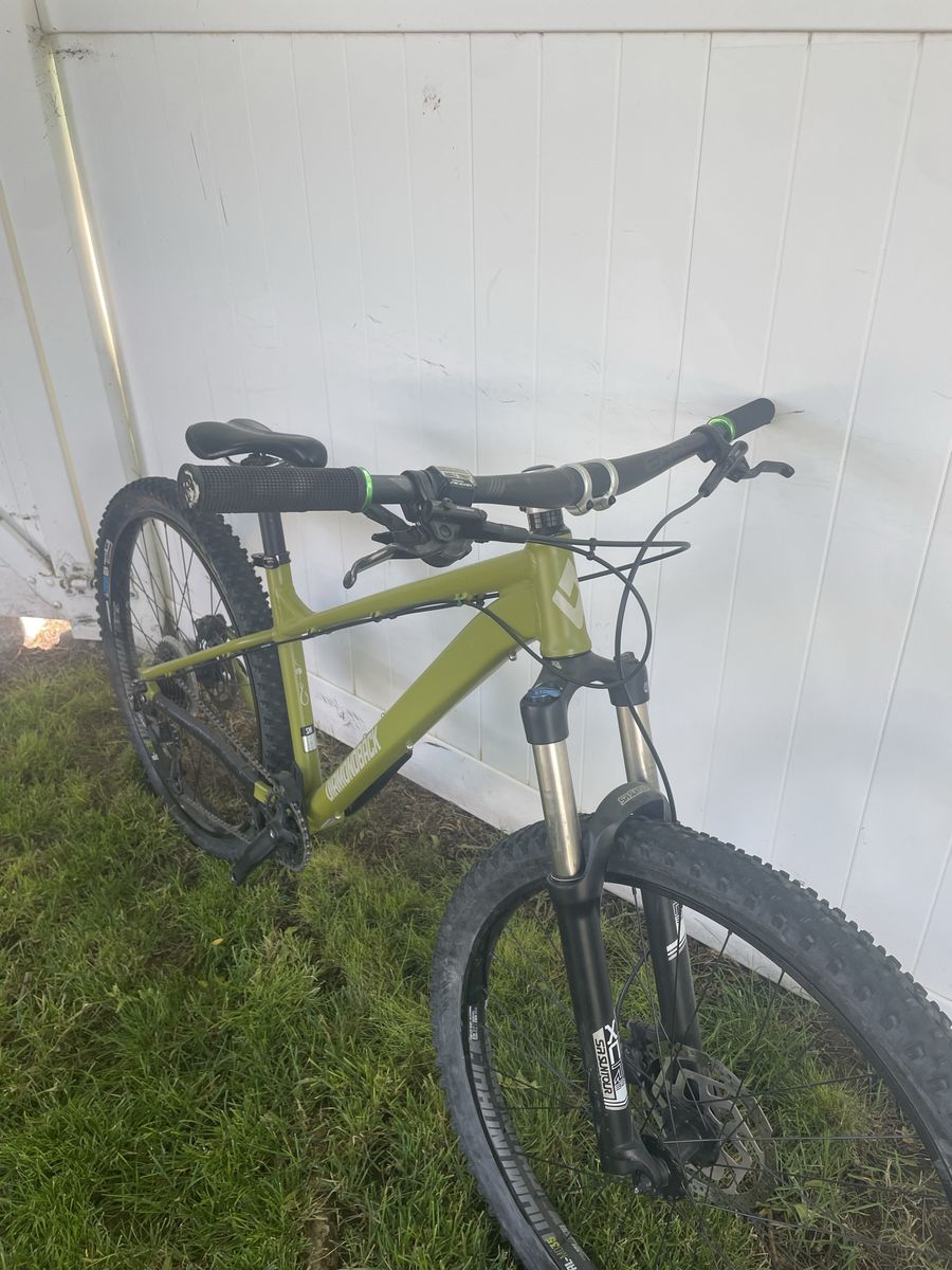 Diamondback Line Hardtail Mountain Bike - Small, Unisex, 27.5" Wheels, Aluminum Frame