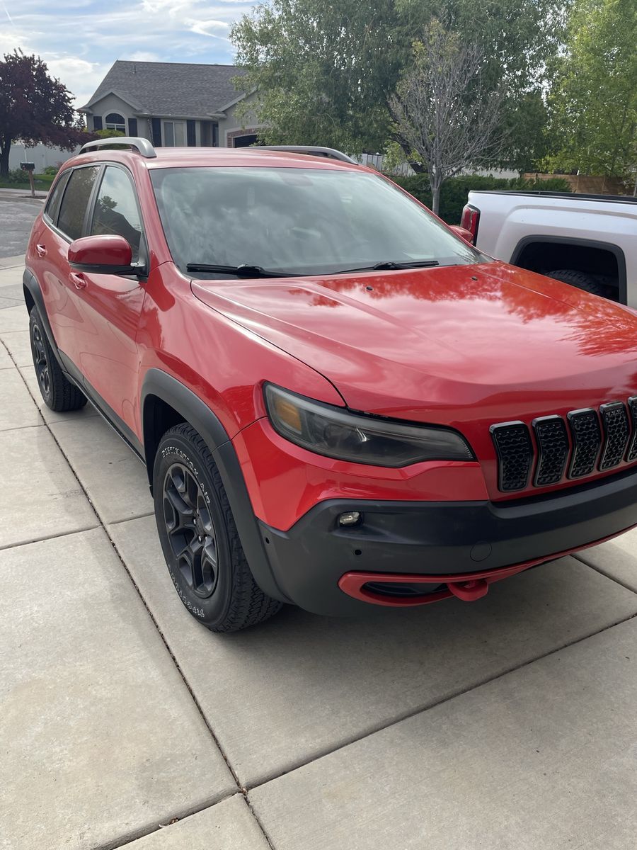 2019 Jeep Cherokee Trailhawk