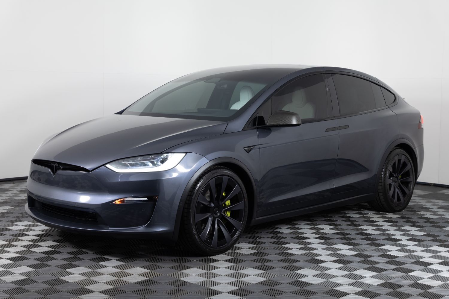 2022 Tesla Model X Plaid