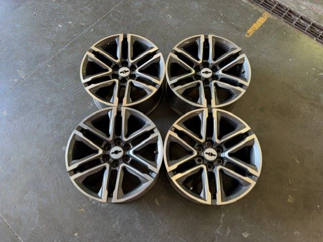 2020 Chevrolet Colorado OEM 18" Wheels - Set of 4