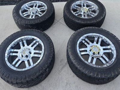 20" Chrome Wheels - Moto Metal