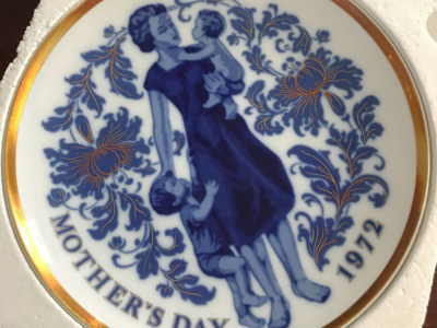 Mother's Day 1972 Spanish Santa Cara Porcelain Collectible Plate