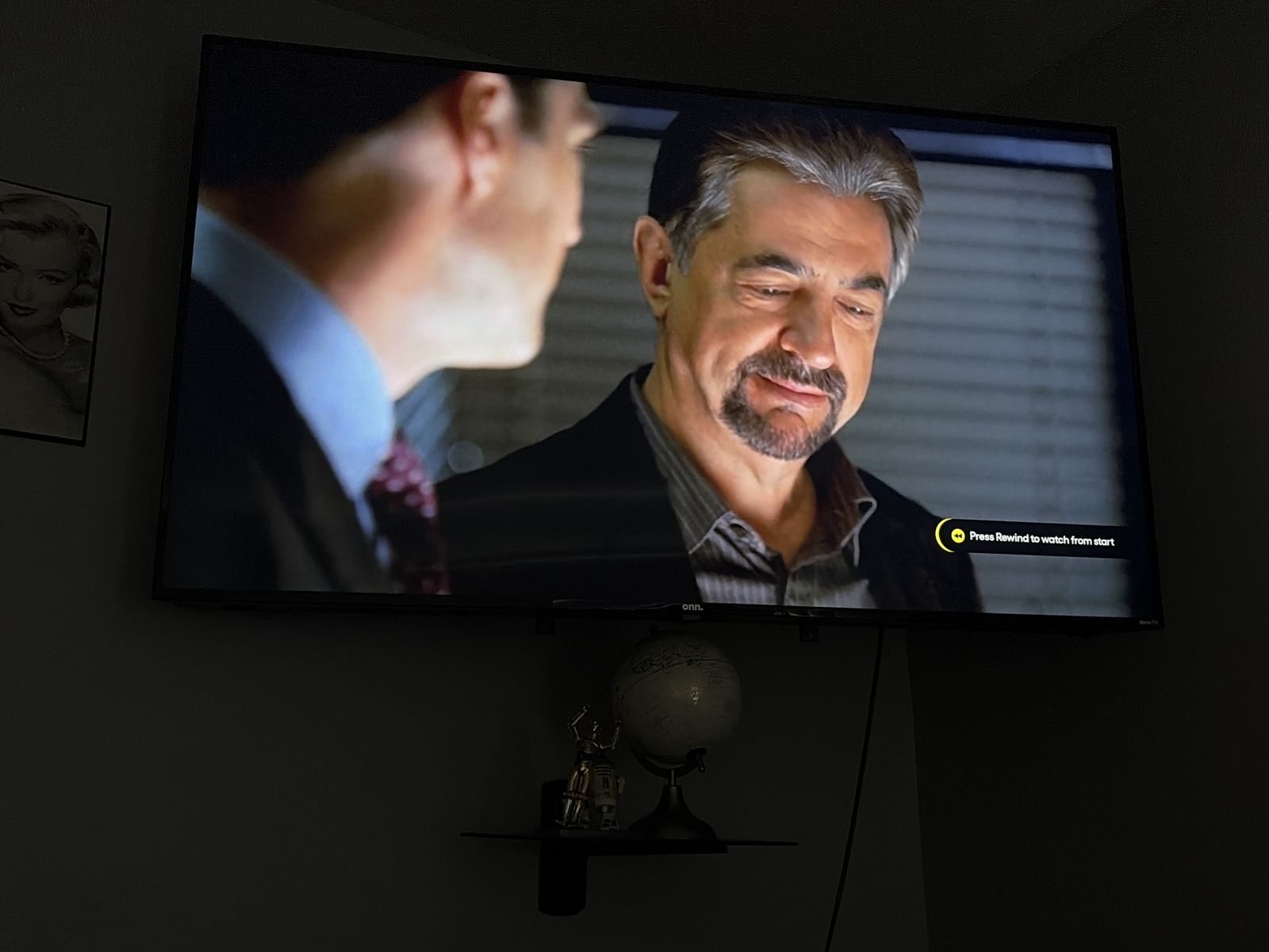 65 Smart tv, Adjustable Mount, and Shelf Mount