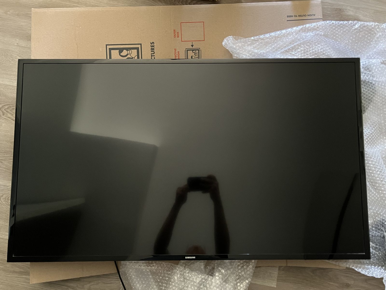 Samsung 49” Smart TV – Works Great – $40 OBO