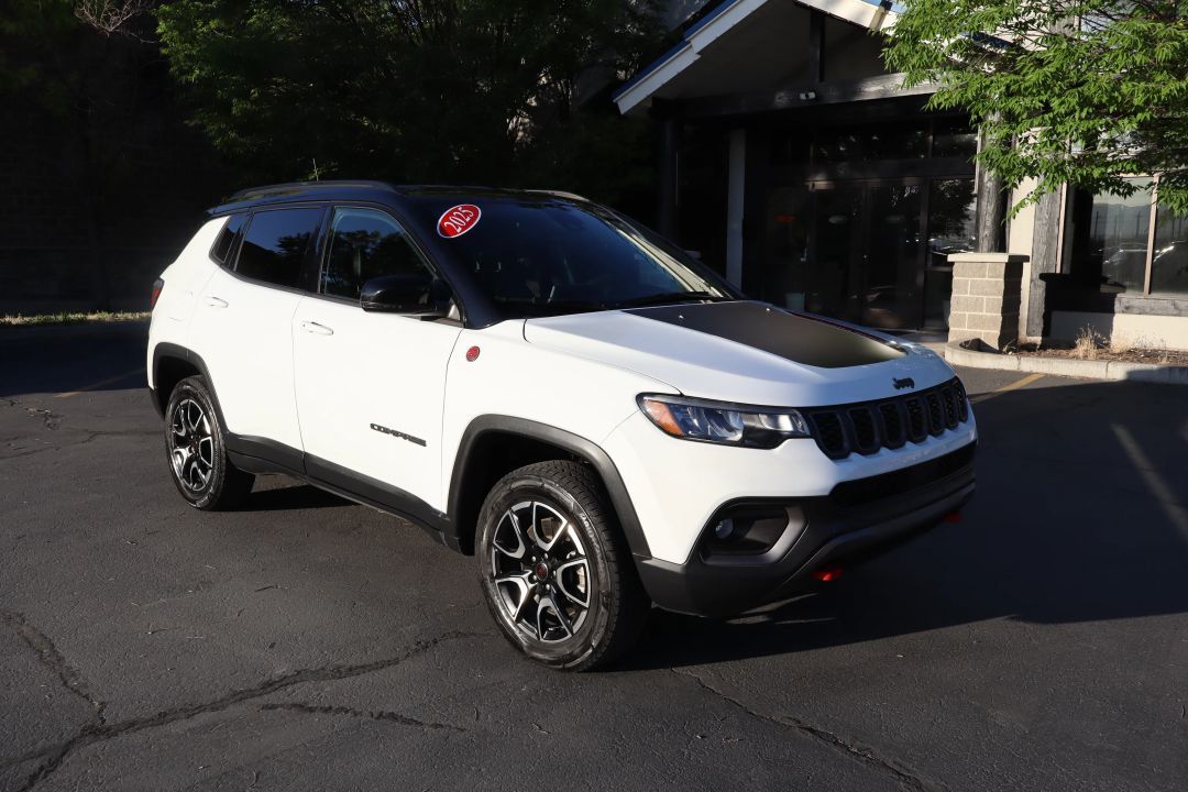 2025 Jeep Compass Trailhawk