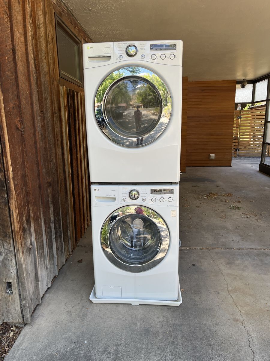 LG washer / dryer stack - great deal