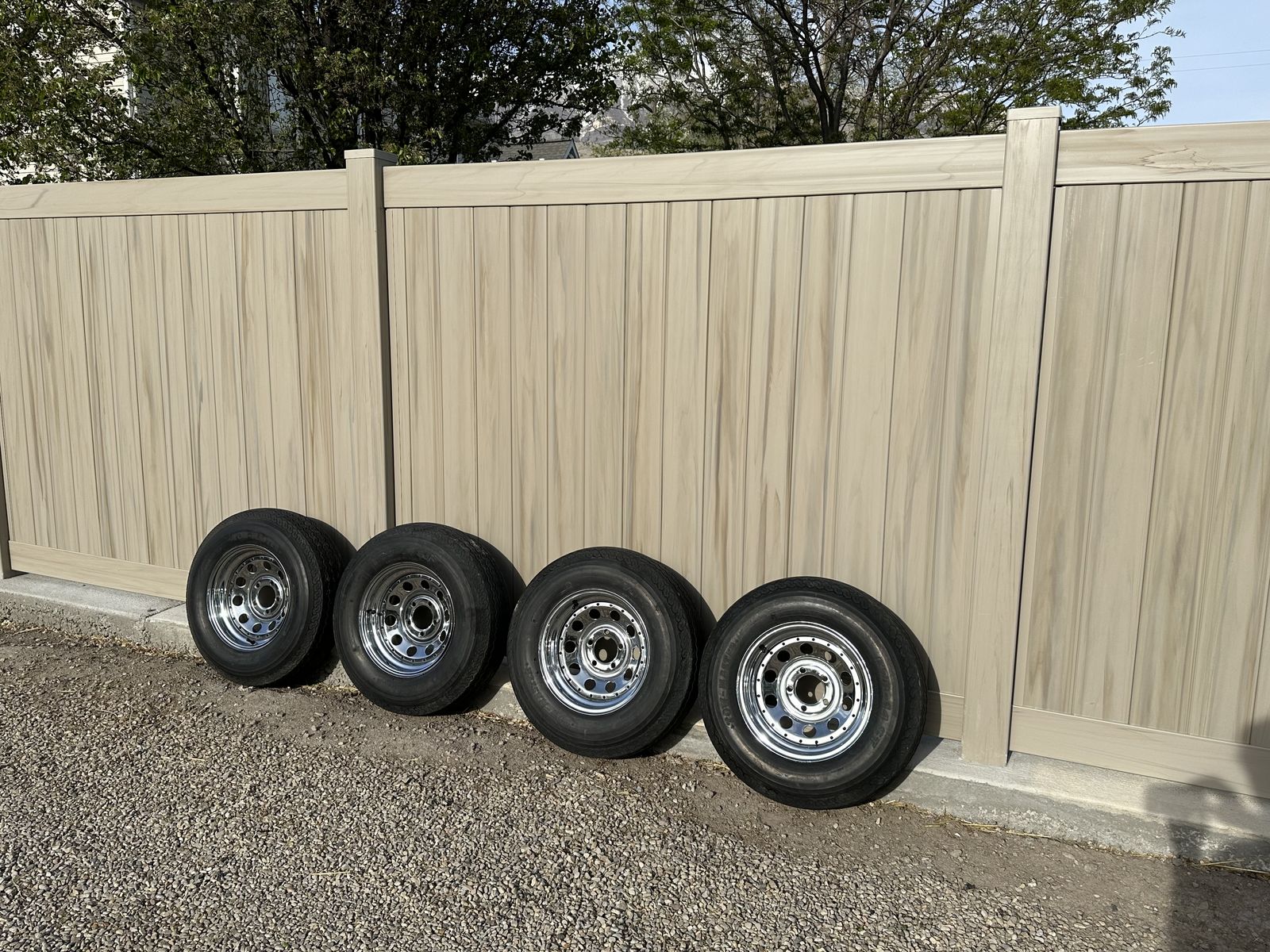 Chrome Wheels 14 inch 5 lug 4.5 - 4 1/2 inch - with Towmaster Trailer Wheels 205 75 D 14