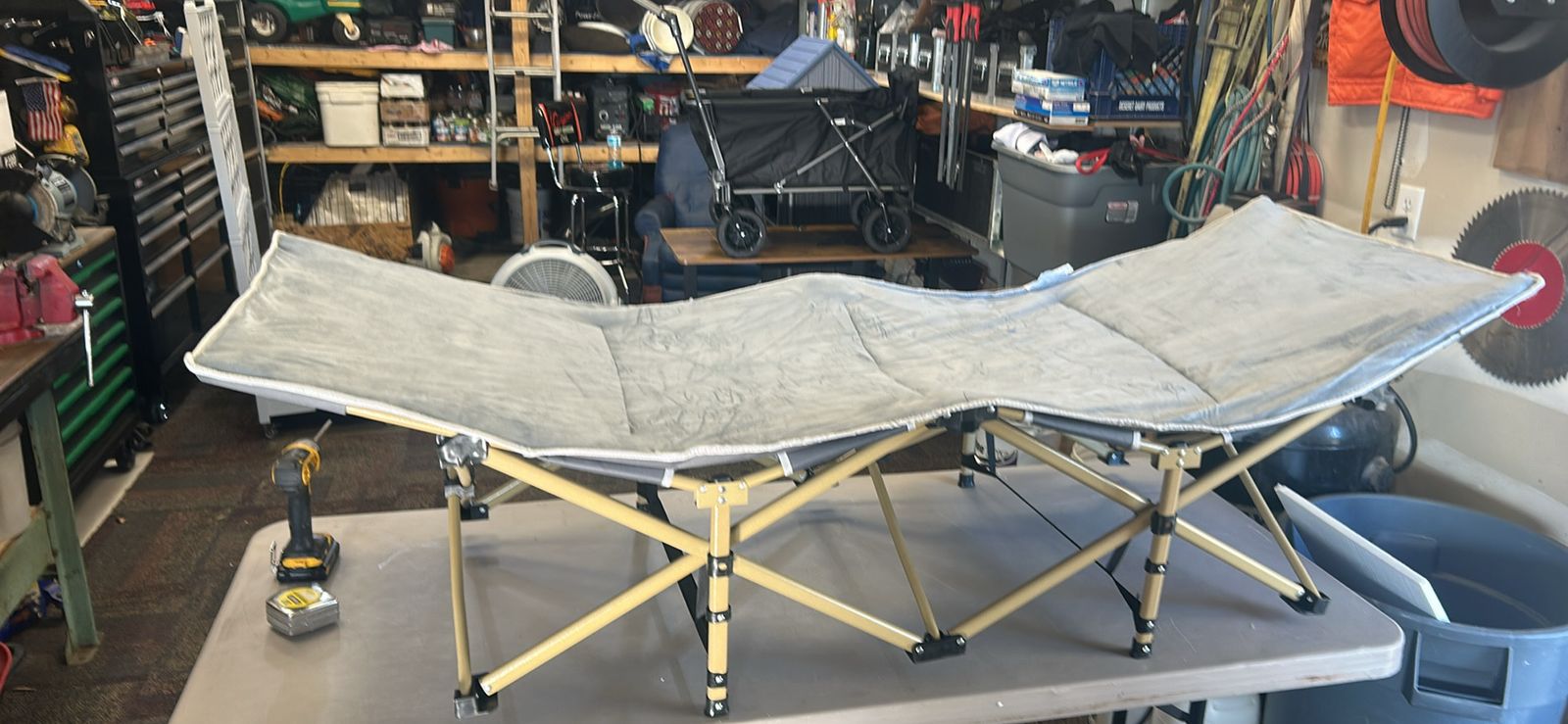 Folding Camping Cot Portable Outdoor Bed with Carry Bag