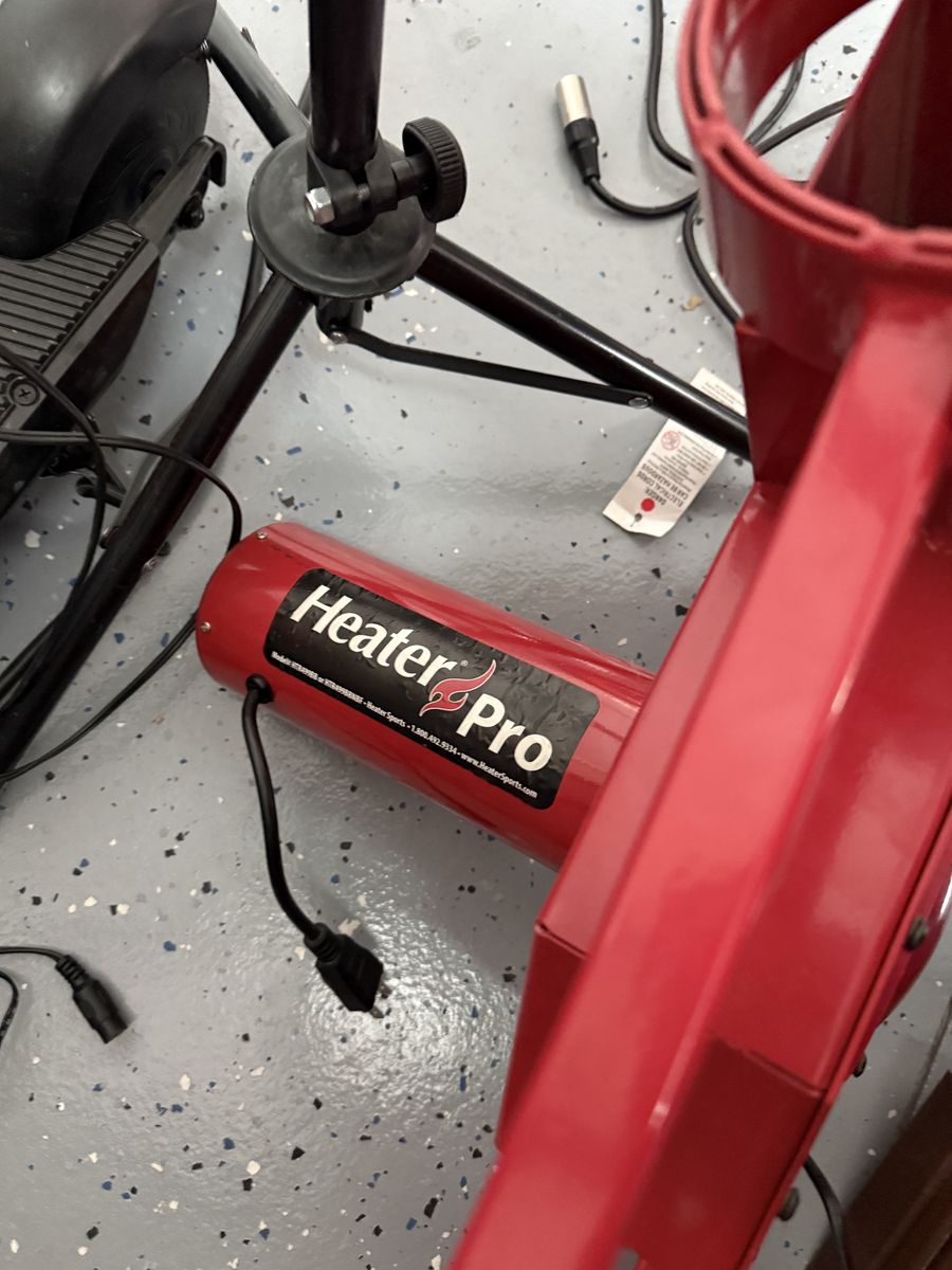 Heater pro pitching machine