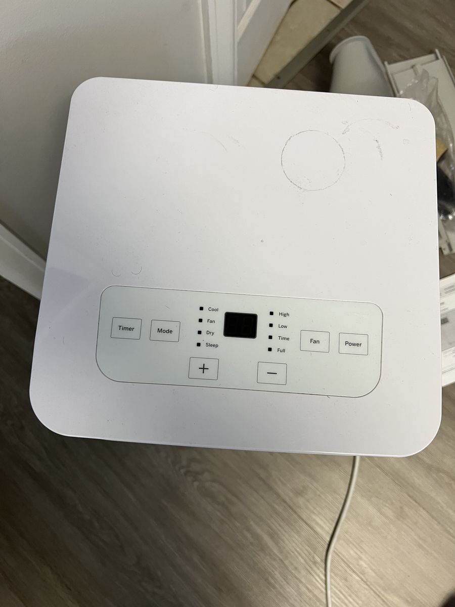 Vissani portable AC Window Unit