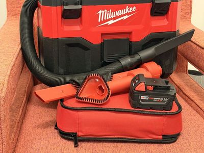 Milwaukee M18 Cordless Wet/Dry Vacuum (0880-20) Incredible bundle!! W/M18 XC5.0 battery and extra attachments!