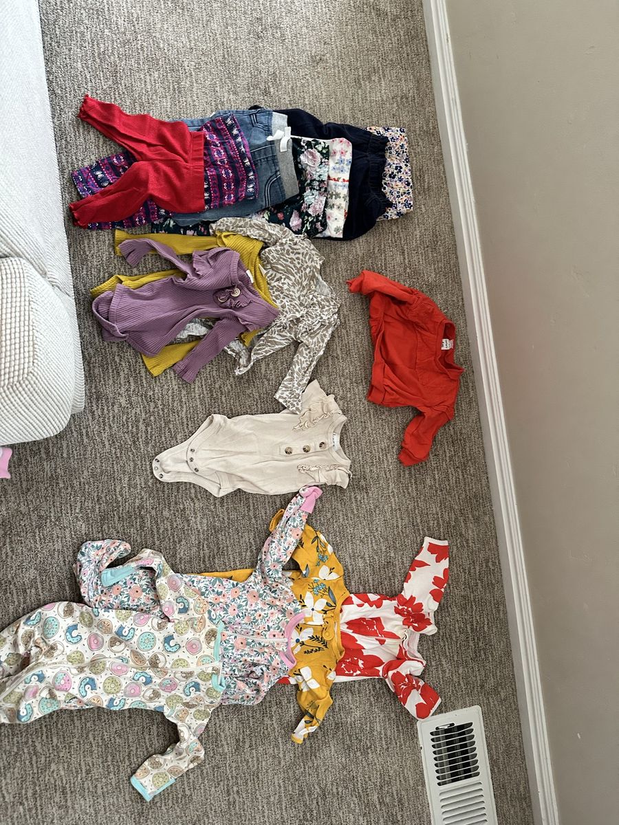Assorted Baby Girl's Clothing Lot - Bodysuits, Pants & Sleepers (Unbranded, Size 6-9m)