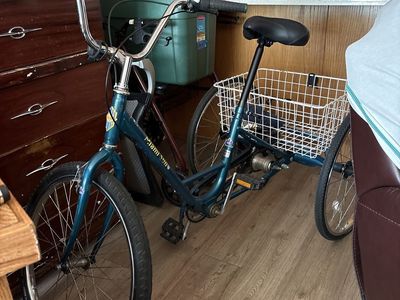 TRICYCLE