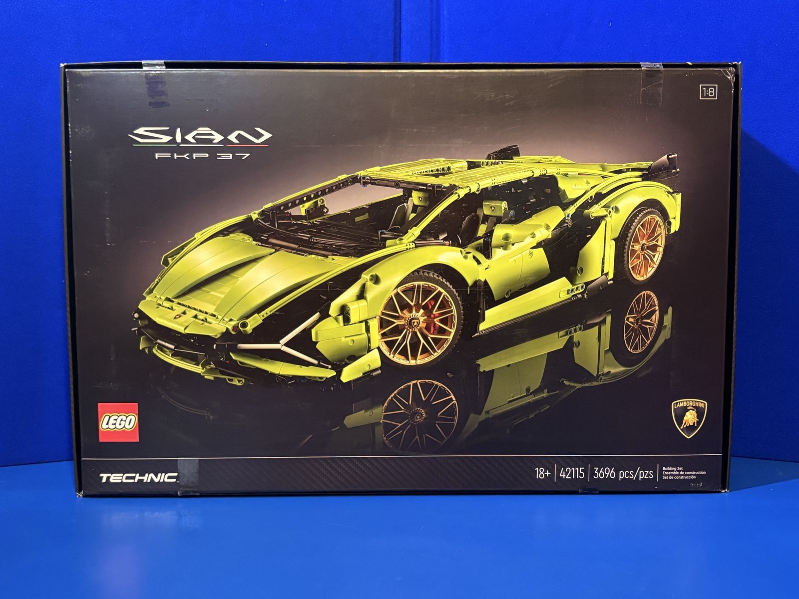 LEGO Technic 42115 Lamborghini Sian FKP 37 (retired)
