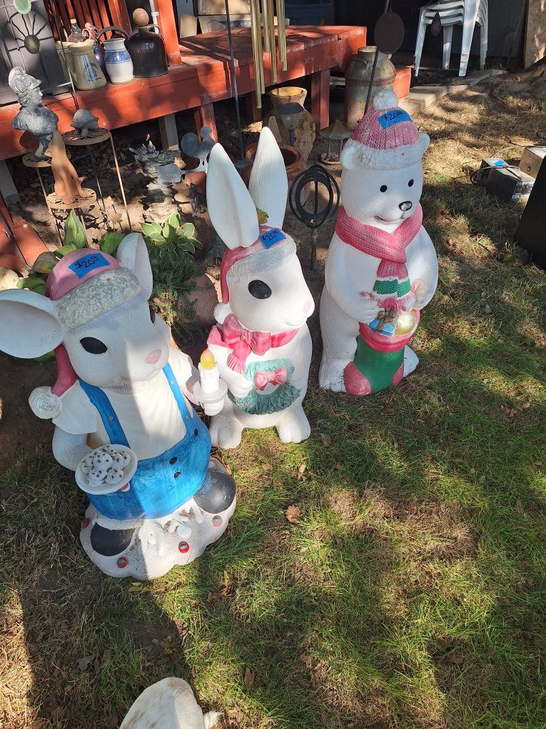Huge Yard Sale in our Shady backyard