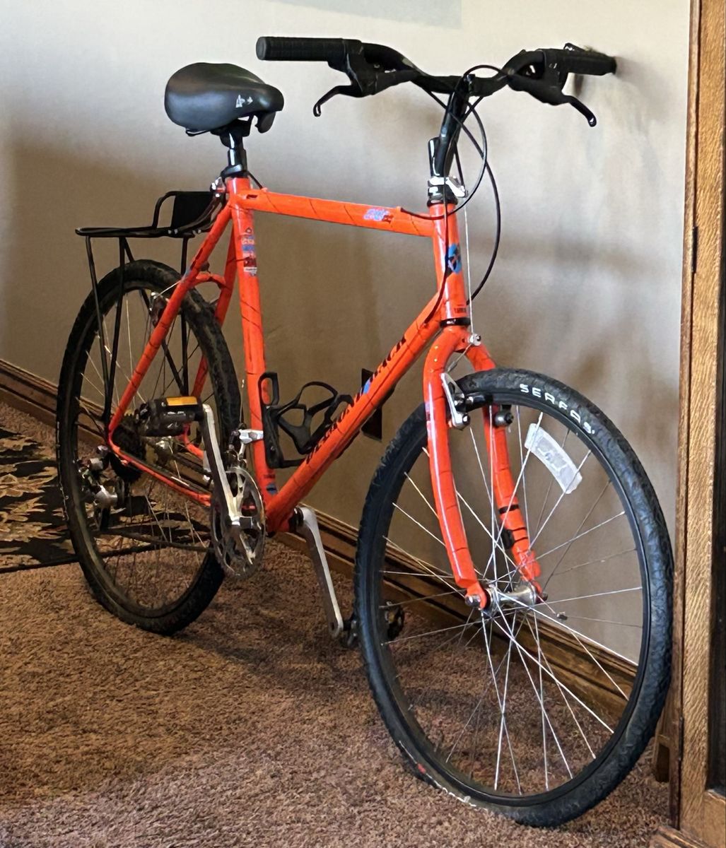 Diamondback Axis Titanium Vintage Touring Bike