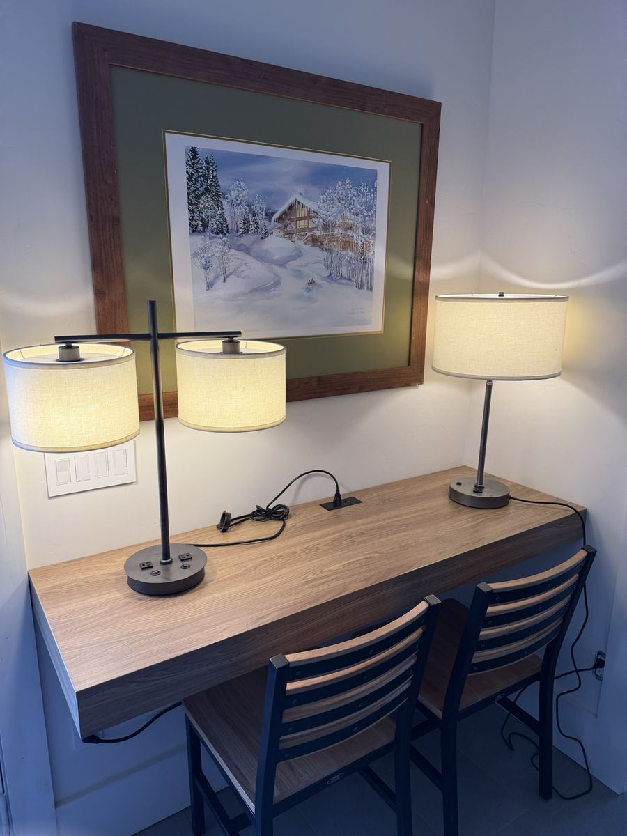 Contemporary Table Lamps W/ Plug, Metal OBO