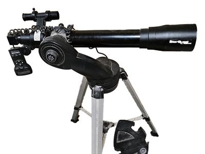 Meade StarQuest Computerized Refractor Telescope with Tripod & AutoStar Hand Controller