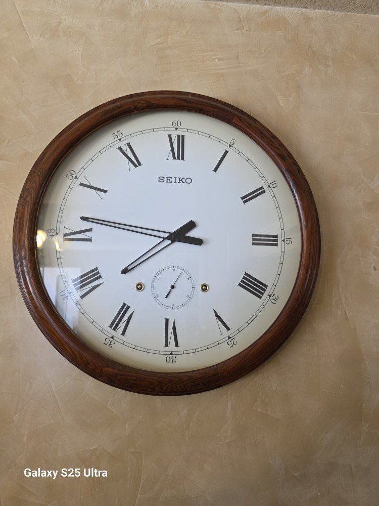 Vintage 24" Seiko Round Wooden Wall Clock