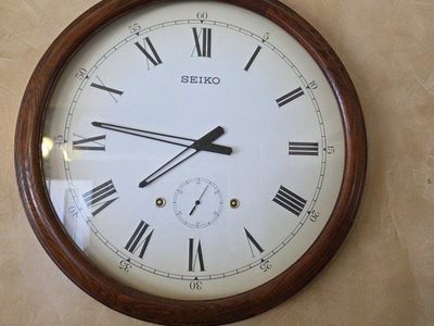 Vintage 24" Seiko Round Wooden Wall Clock