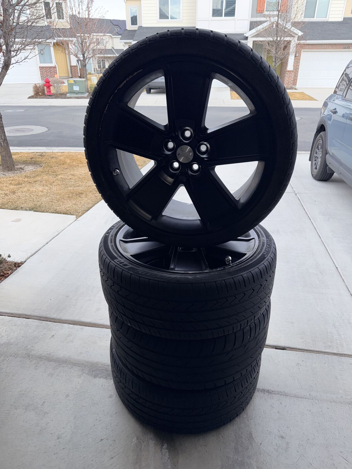 Wheels & Tires – 245/40ZR21