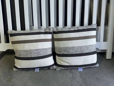 Indoor/outdoor pillows