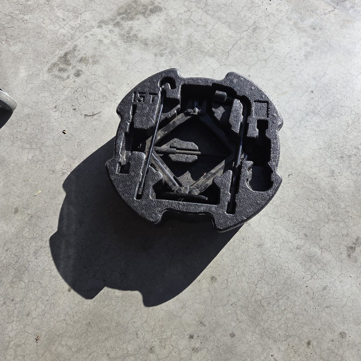 Hyundai Elantra 2016-20 jack stand