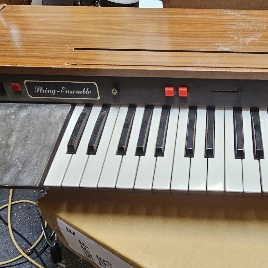 arp solina string ensemble analog synth