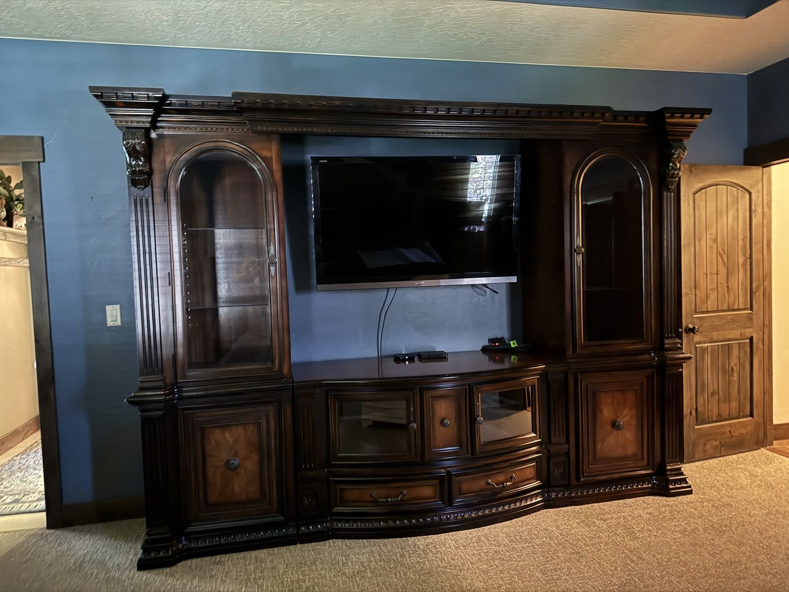 Large Ornate Dark Wood Entertainment Center with Display Cabinets & Storage