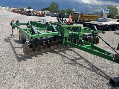 John Deere 714 Disc Ripper