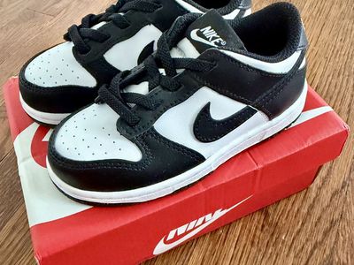 9c Nike Dunk Low Panda