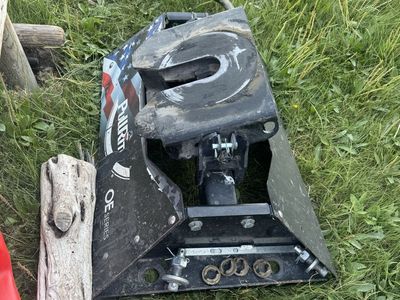 PullRite Super 5th OE Series Fifth Wheel Hitch 26k