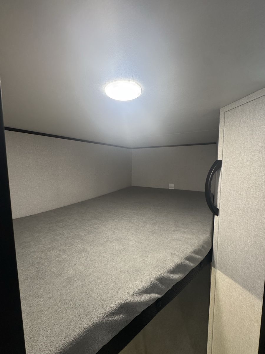 Main image 24