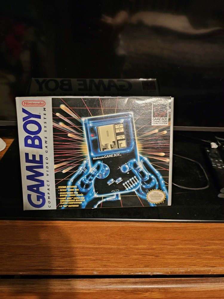 Vintage Nintendo Game Boy DMG-01 System Bundle Complete in Styrofoam Box with Tetris & Receipt