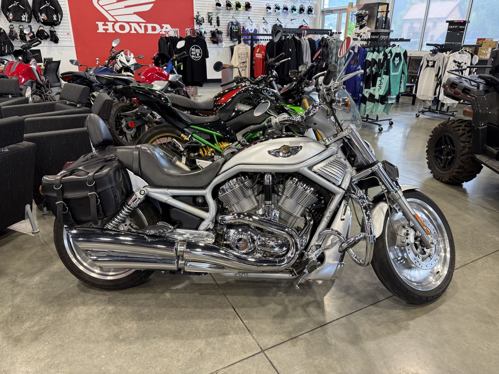 2003 HARLEY V-ROD - UHD37996