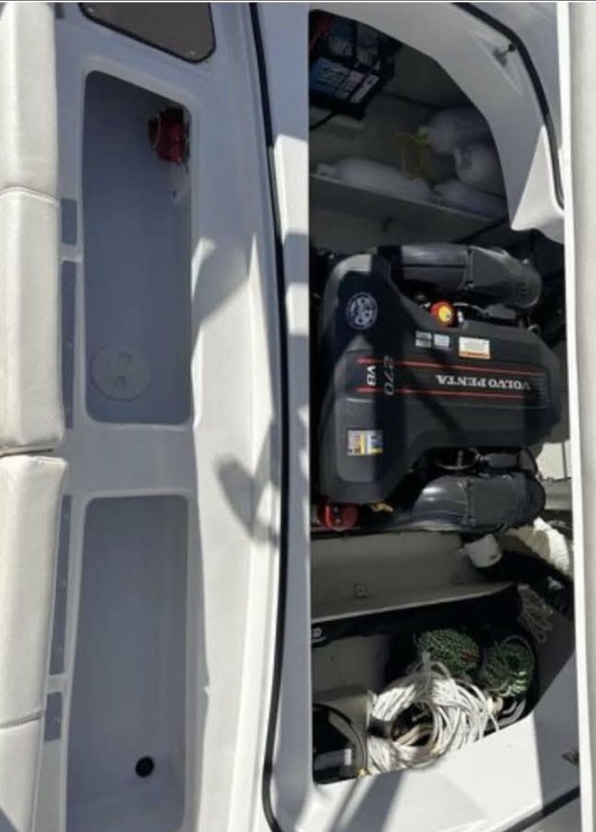 Main image 11