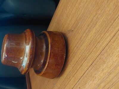 porcelain insulator