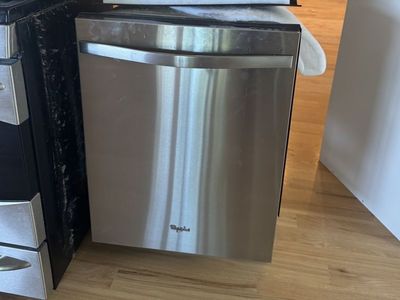 Whirlpool Dishwasher