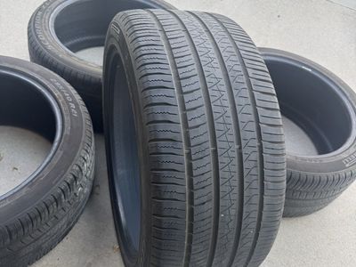 Pirelli Scorpion Zero 295/40R21