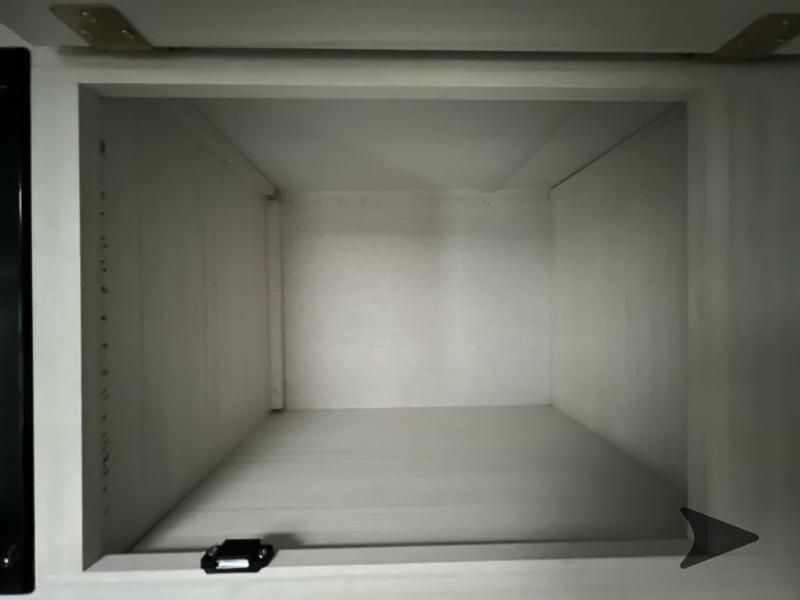 Main image 19