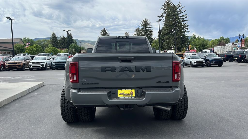 Main image 5