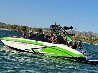 2017 Chaparral VRX 223